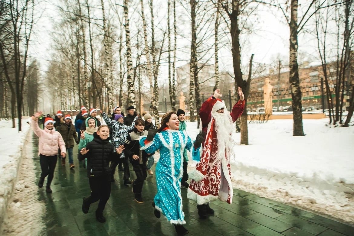 И Дед Мороз бежит? Все бегут! - Парк «Швейцария» г. Нижний Новгород